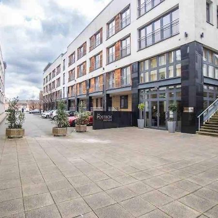 Location Location Location Birmingham City Centre المظهر الخارجي الصورة